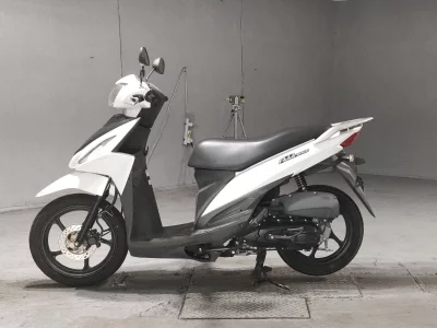 Suzuki ADDRESS V110