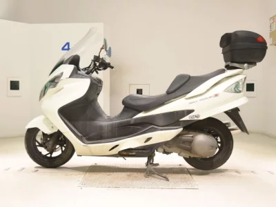 Suzuki SKYWAVE 250S-3