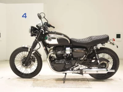 Kawasaki W800
