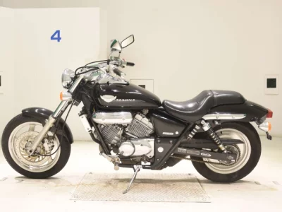 Honda MAGNA 250
