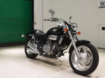 Honda MAGNA 250