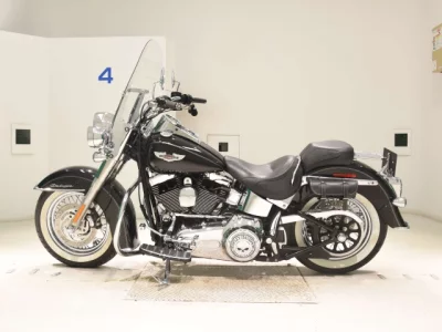 Harley-Davidson HARLEY FLSTN1580