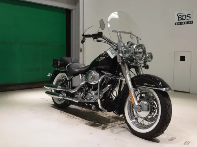 Harley-Davidson HARLEY FLSTN1580