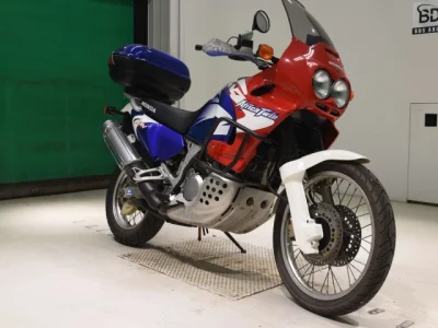Honda AFRICA TWIN 750