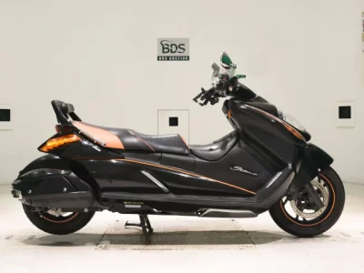 Suzuki GEMMA250