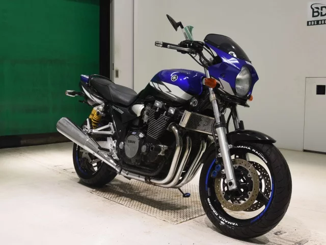 Yamaha XJR1300  с аукциона в Японии