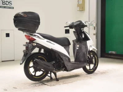 Suzuki ADDRESS110-2