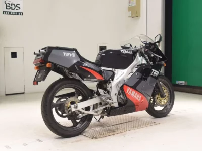 Yamaha TZR250-3