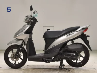 Suzuki ADDRESS110-2