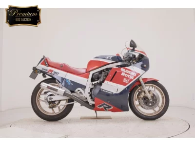 Suzuki GSX-R750-1