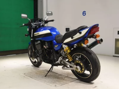 Kawasaki ZRX1100