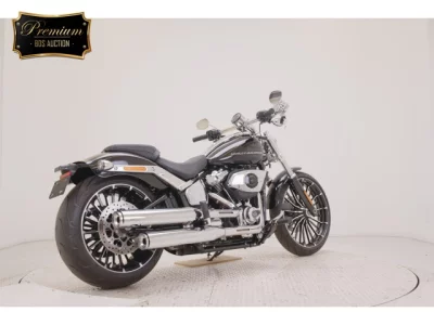 Harley-Davidson  HARLEY FXBR1920