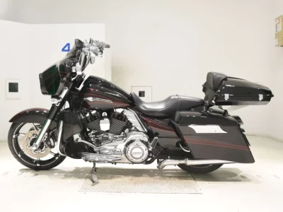 Harley-Davidson HARLEY FLHXSE1800CVO