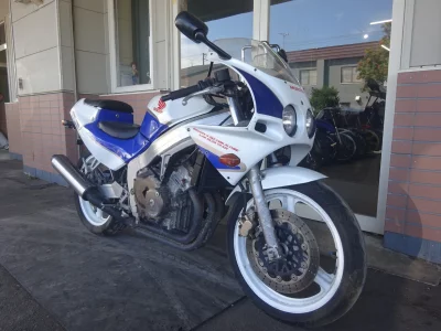 Honda CBR250R