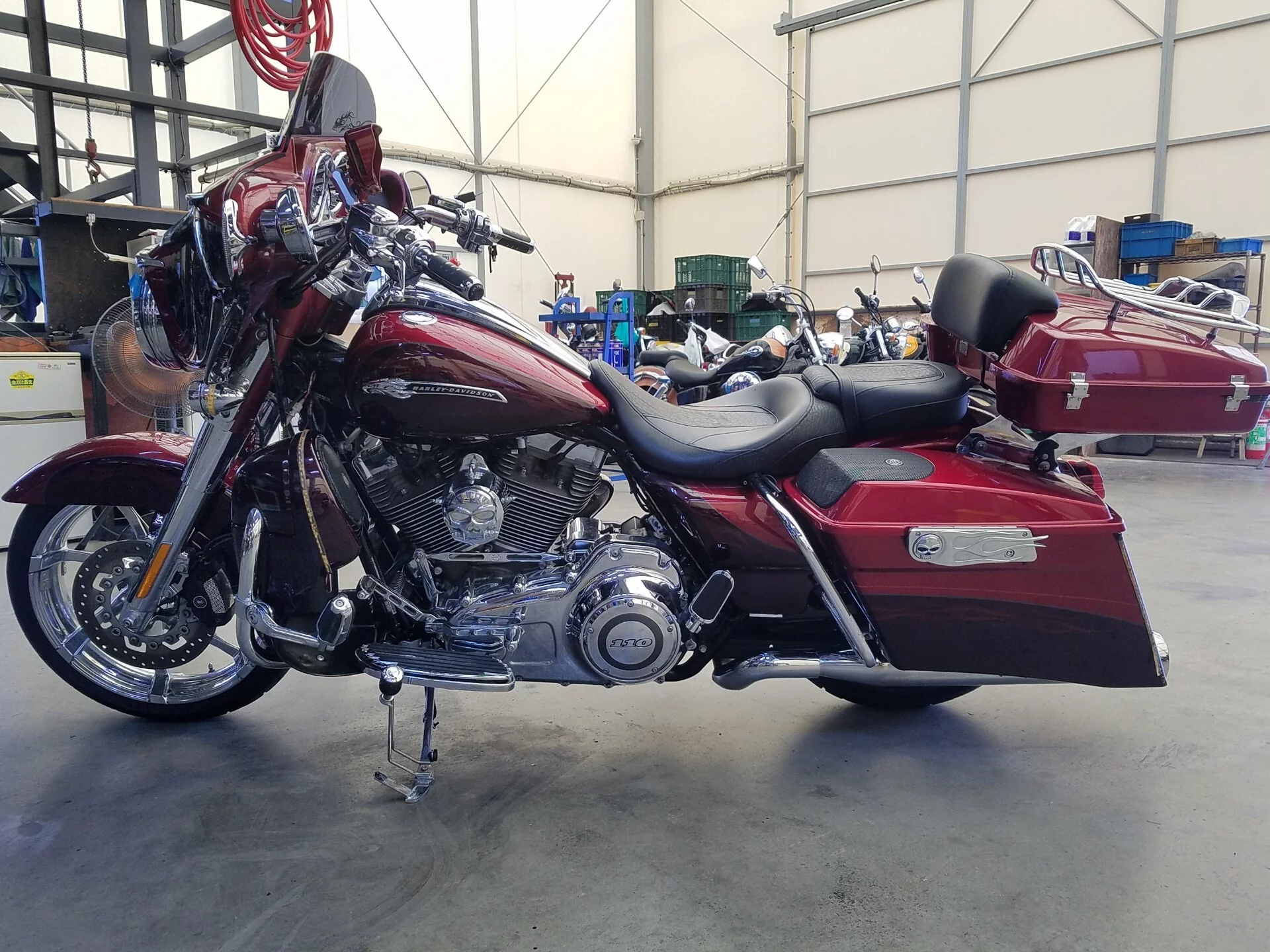 Harley-Davidson HARLEY FLHXSE CVO  с аукциона в Японии