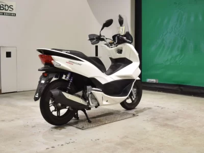 Honda PCX125-2