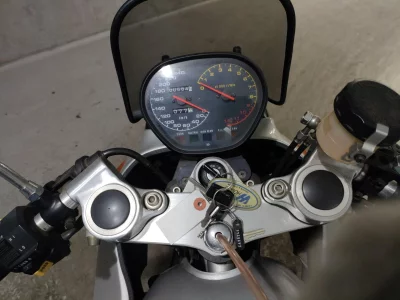 Suzuki GSX1100S KATANA