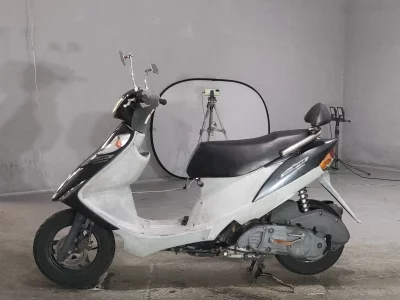 Suzuki ADDRESS V125