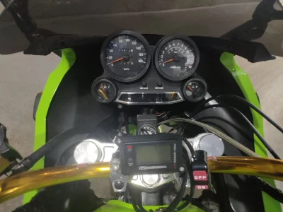 Kawasaki GPZ900R