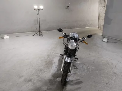 Yamaha SR400-1