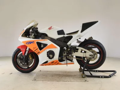 Honda CBR954RR(SHO LOUIS  NOT EQUIPPED )