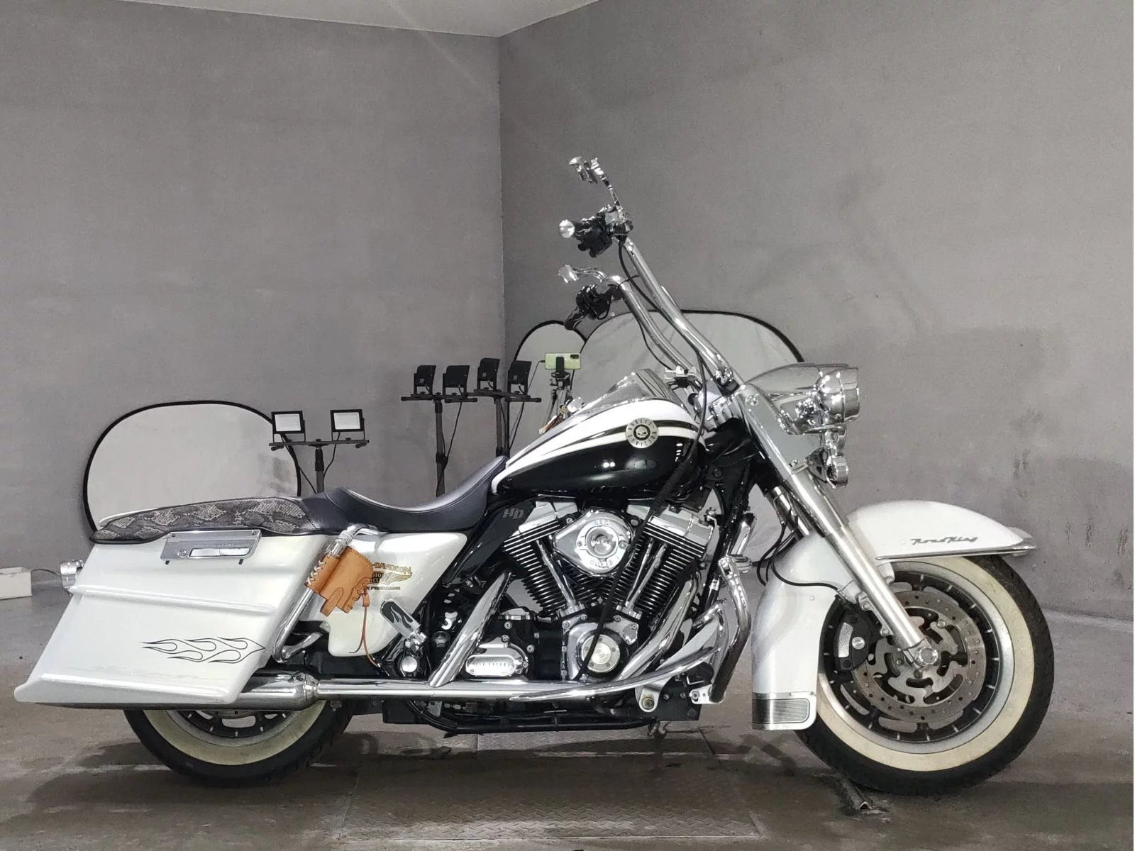 Harley-Davidson HARLEY FLHR1580  с аукциона в Японии