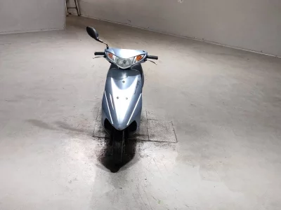 Suzuki ADDRESS V50