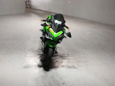 Kawasaki NINJA400