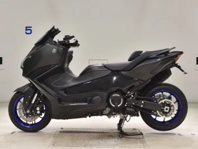 Yamaha T-MAX560