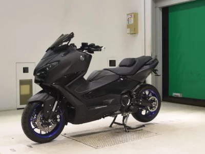 Yamaha T-MAX560
