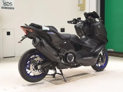 Yamaha T-MAX560