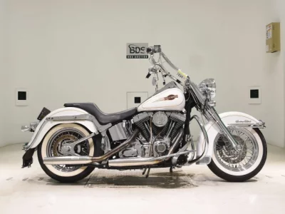 Harley-Davidson HARLEY FLSTC1580