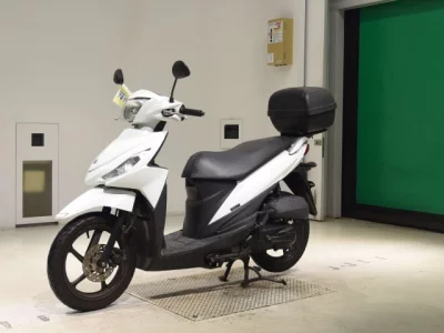 Suzuki ADDRESS110-2