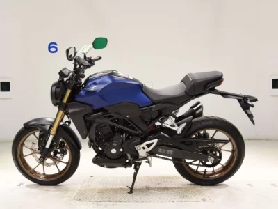 Honda CB250RA