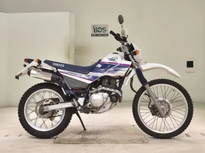 Yamaha SEROW 225-3