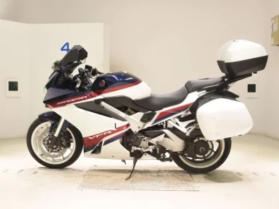 Honda VFR800F