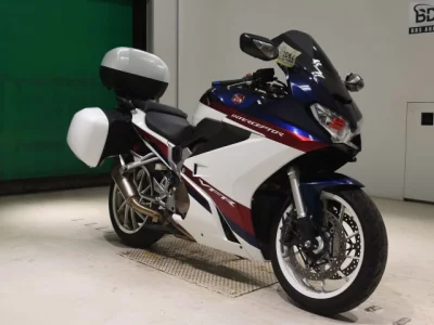 Honda VFR800F