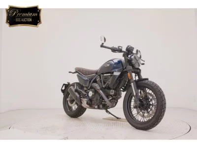 Ducati  DUCATI  SCRAMBLER  NIGHT  SHIFT 