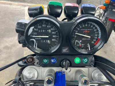Honda CB400SF