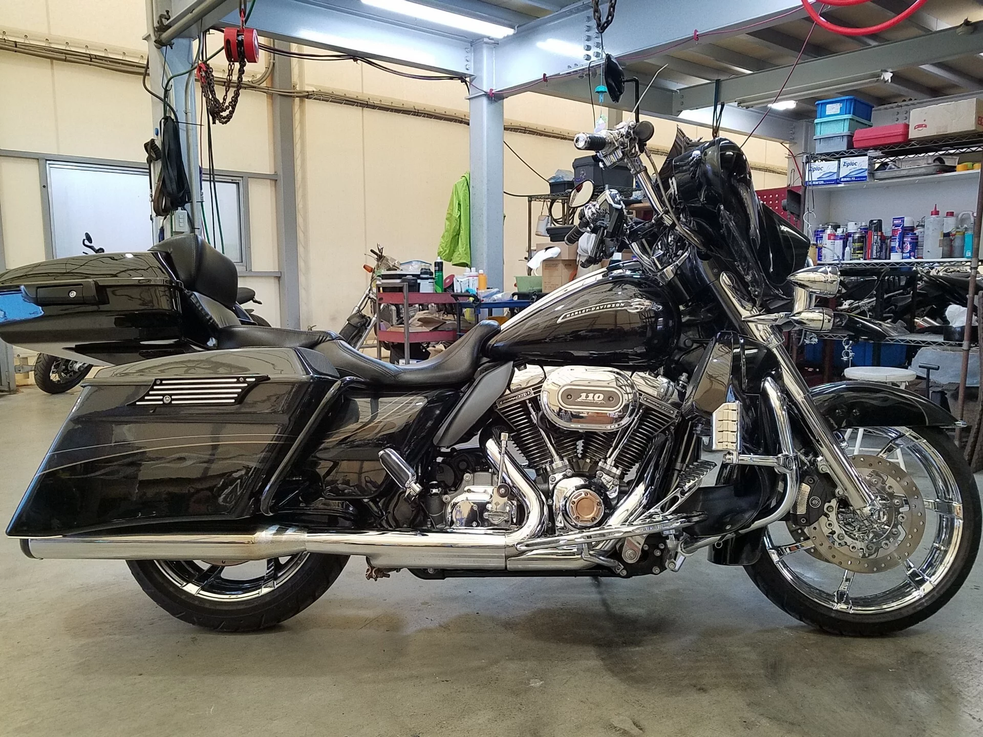 Harley-Davidson HARLEY FLHXSE CVO  с аукциона в Японии