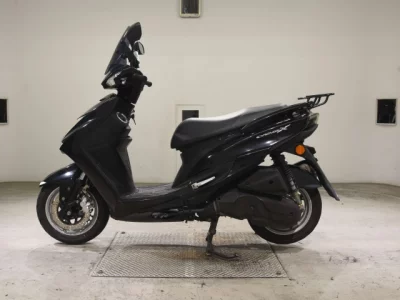 Yamaha  CYGNUS 125XSR-3