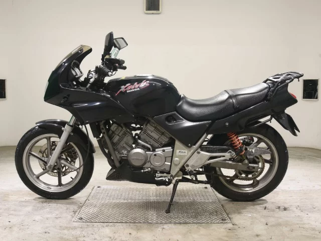 Honda ZELBIS  с аукциона в Японии