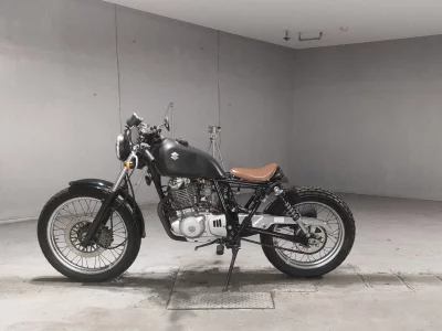 Suzuki GLASS TRACKER BIG BOY