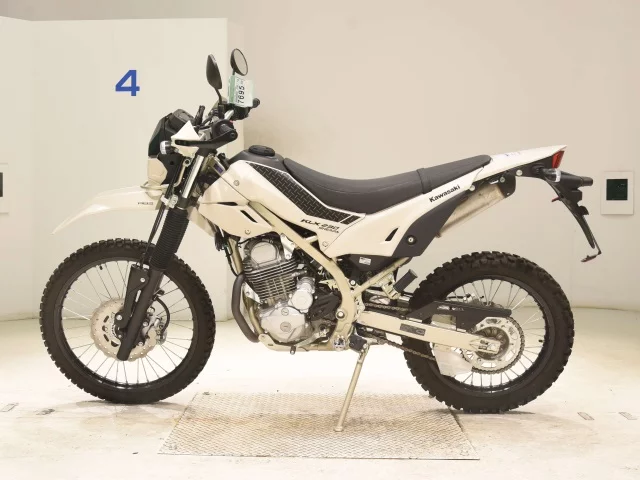 Kawasaki KLX230 SHERPA  с аукциона в Японии