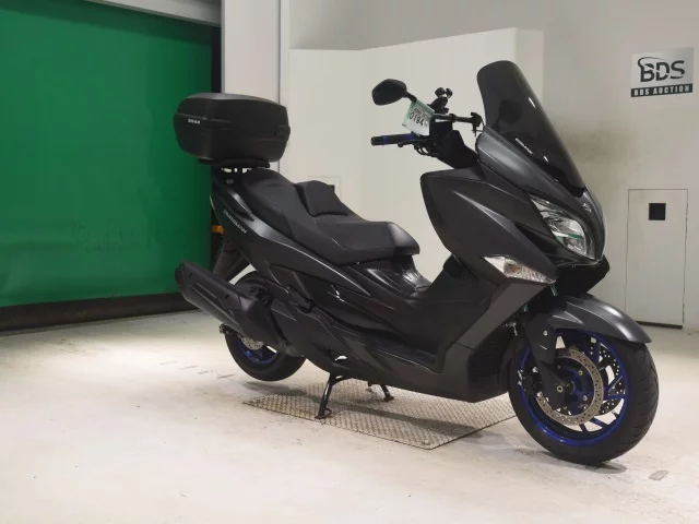 Suzuki BURGMAN 400A  с аукциона в Японии