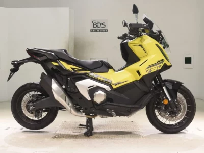 Honda X-ADV750-2