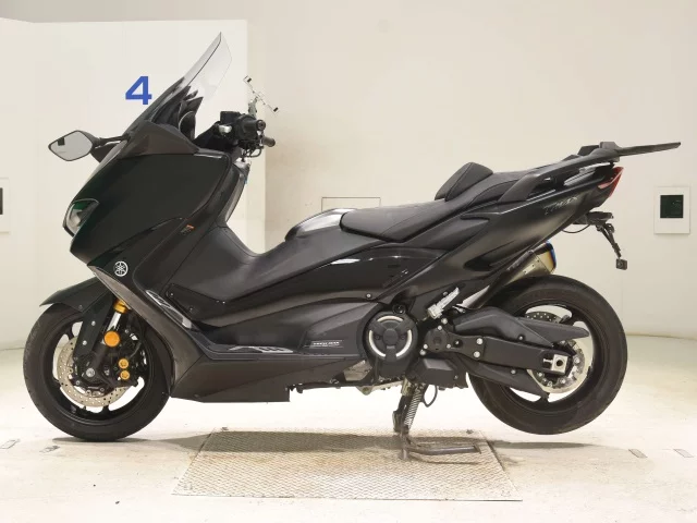 Yamaha T-MAX560T  с аукциона в Японии