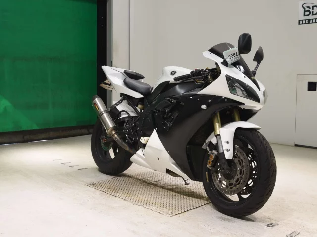 Yamaha YZF-R1  с аукциона в Японии