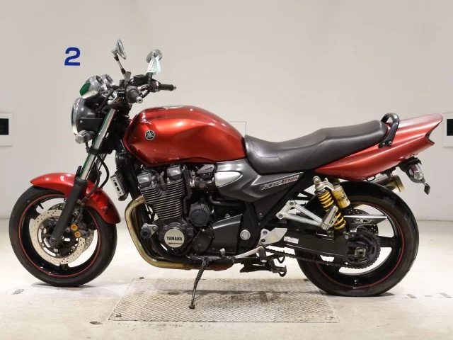 Yamaha XJR1300-2  с аукциона в Японии