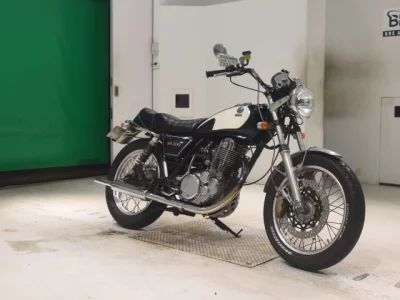 Yamaha SR500-1